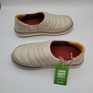 Sanuk ALL GENDER PUFFY CHILLER LOW SL 1139471/ Women's Size 9. Men's Size 8.
